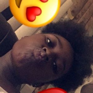 Meet your Posher, Destiny